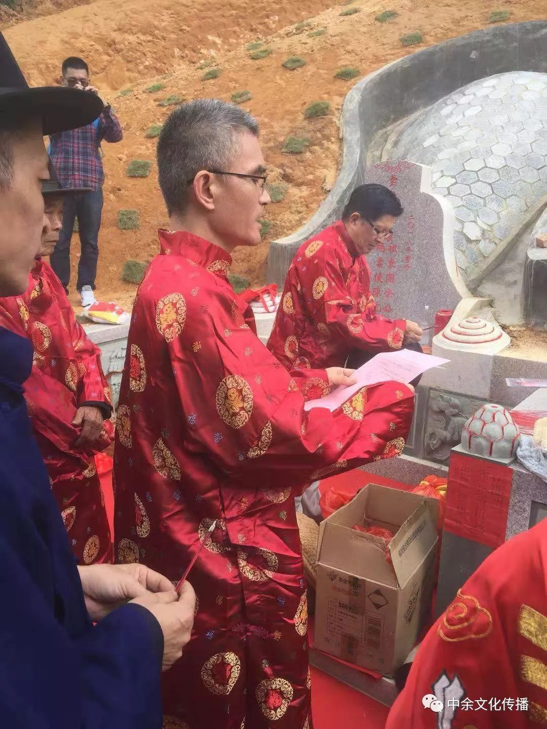 hth官方网站