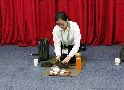 hth官方网站